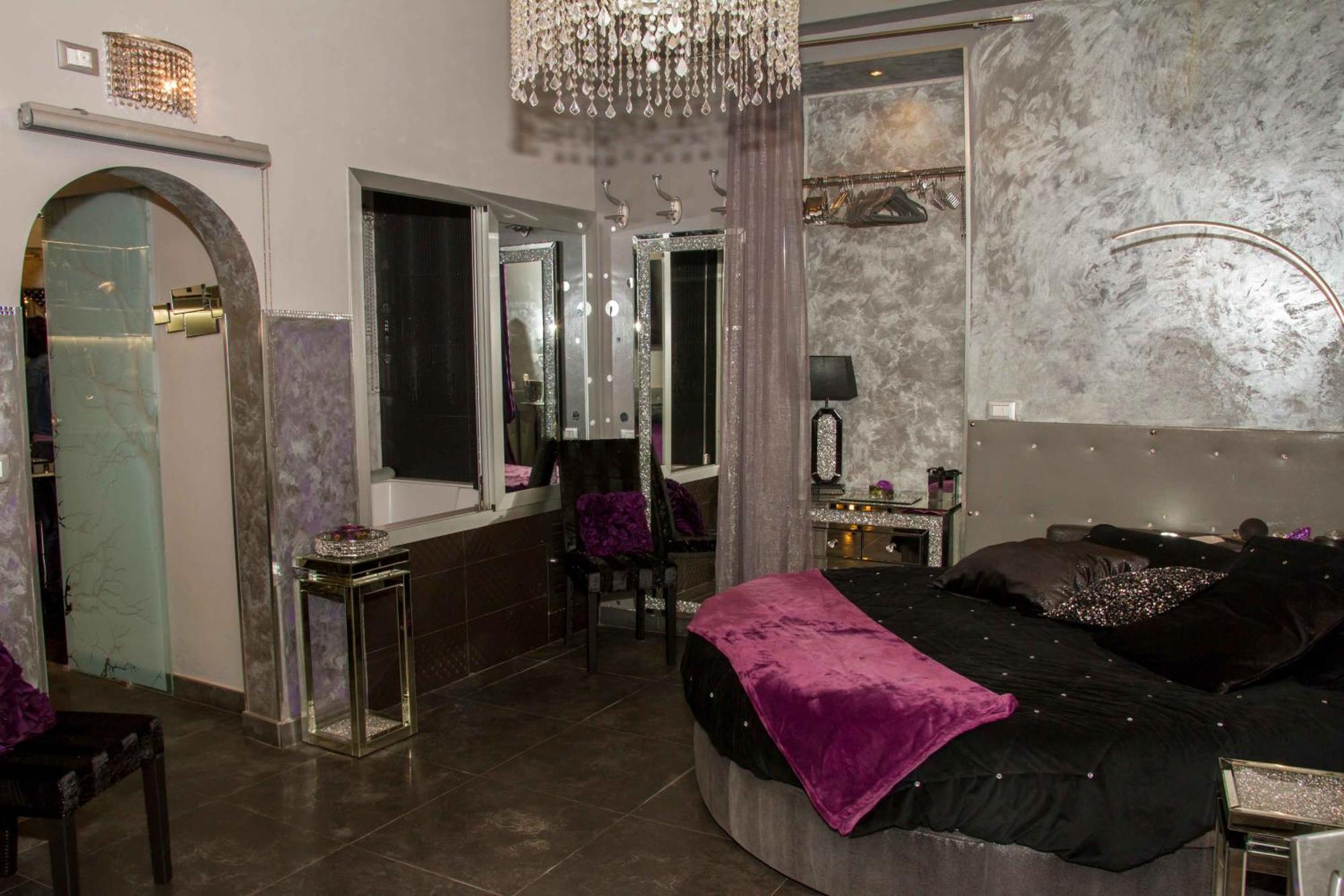 Jacuzzi Love Suitesweetrome Exterior photo