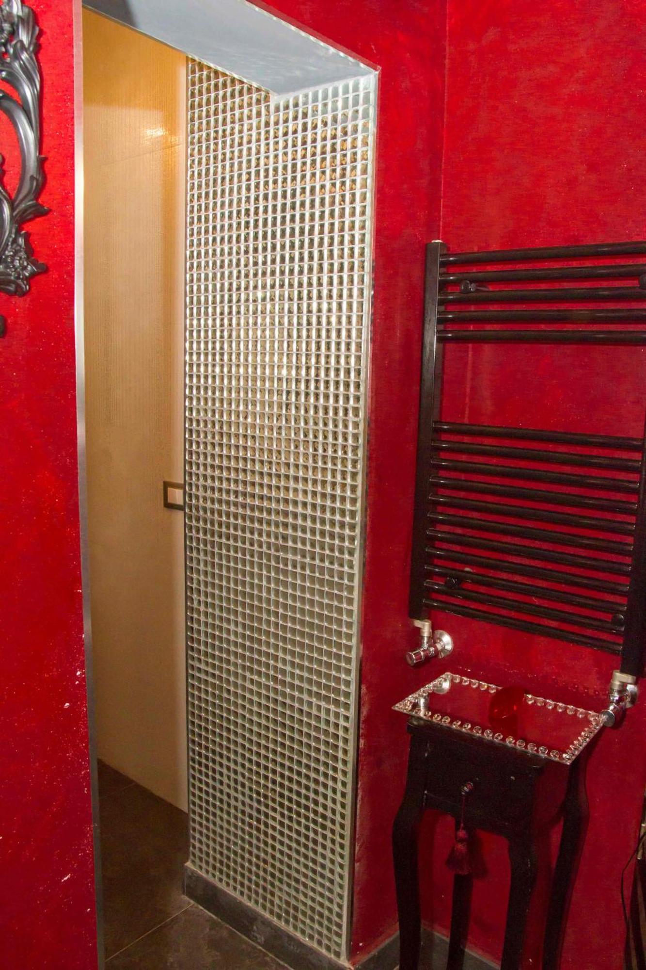 Jacuzzi Love Suitesweetrome Exterior photo